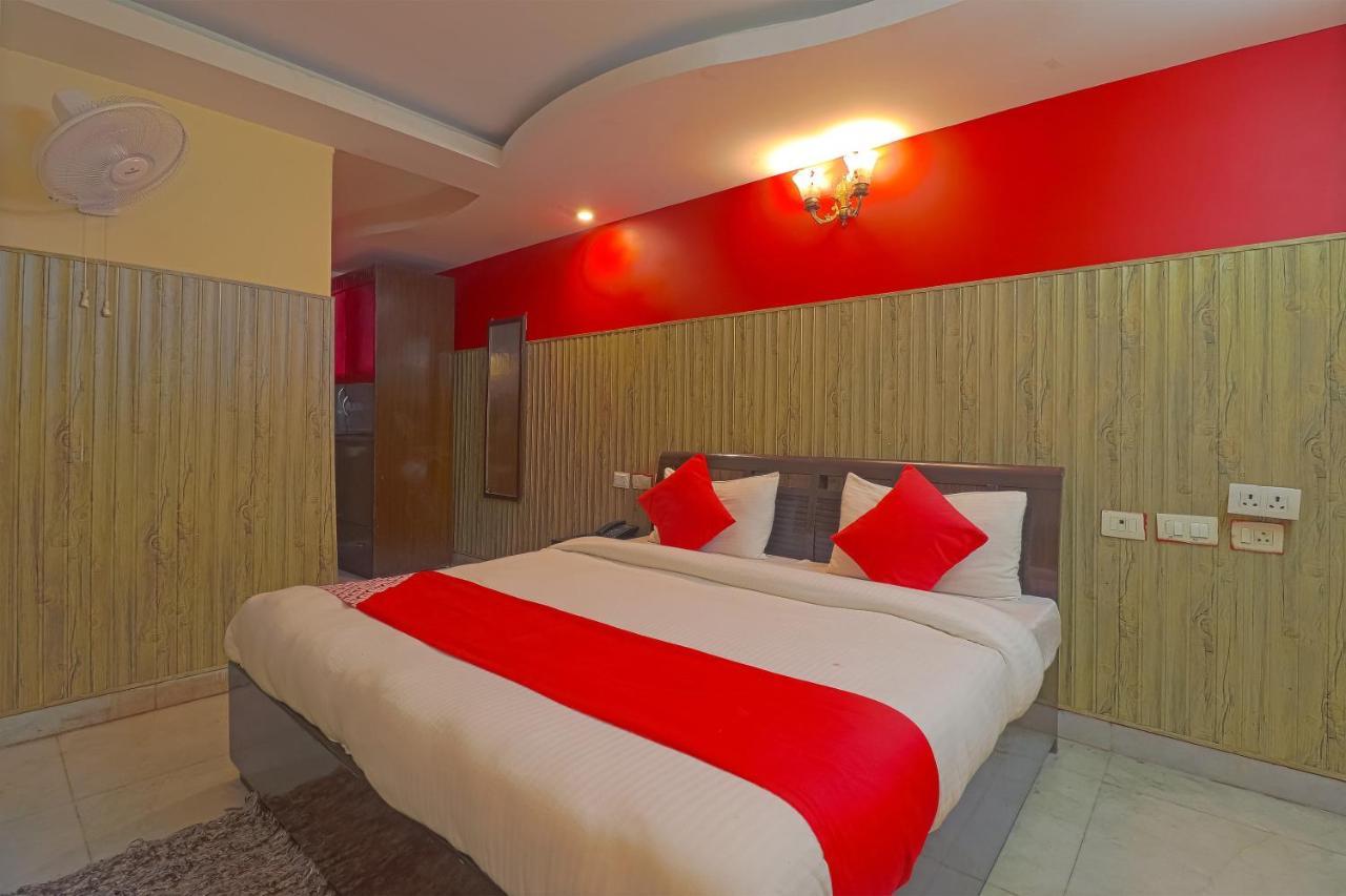 Oyo 834 Shree Balaji Hotel Faridabad Exterior photo